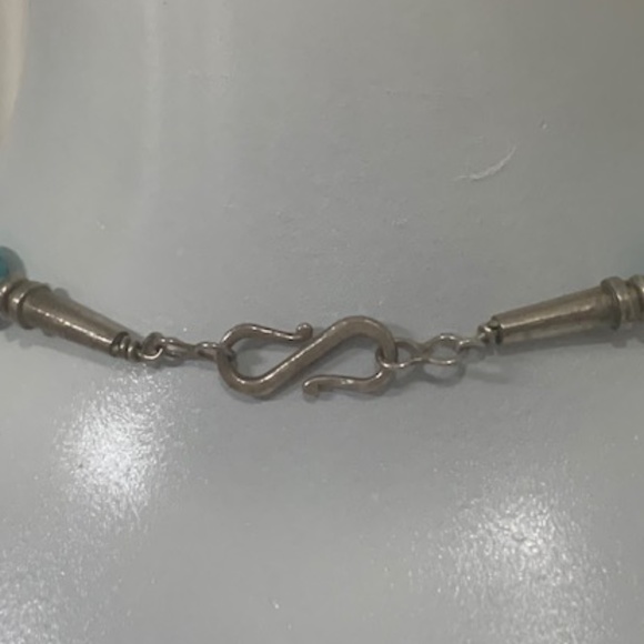 Turquoise and Silver Necklace - Picture 4 of 6